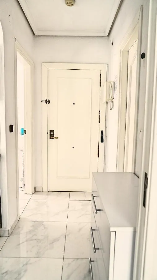 Boutique 1St Beach Line Apartment - Lubina Del Sol Sitio de Calahonda Spagna